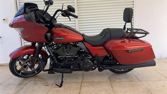 HARLEY-DAVIDSON ROAD GLIDE 